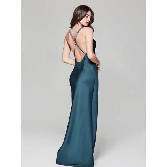 Lilith Embellished Gown | GUESS by Marciano - Picture 2 of 6
